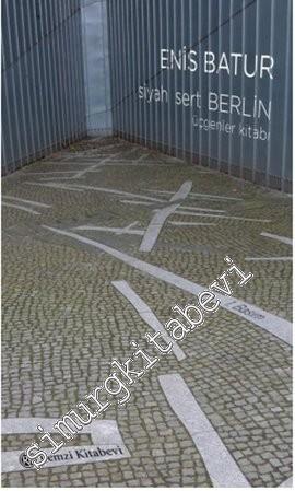 Siyah Sert Berlin: Üçgenler Kitabı